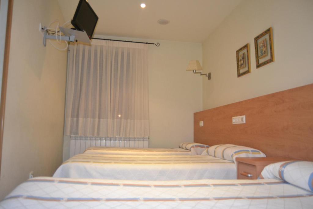 Hostal Arevacos Soria Room photo